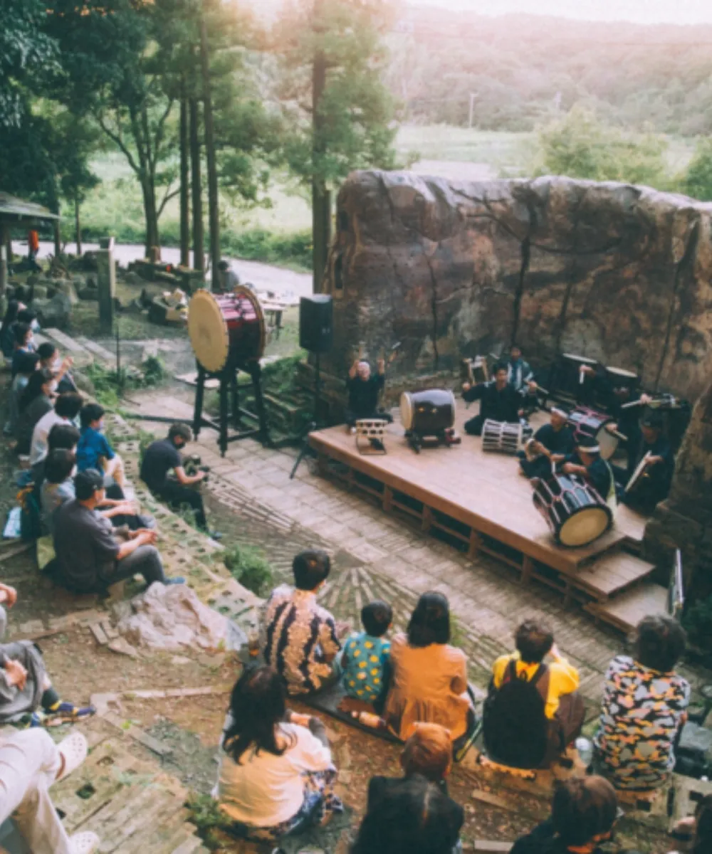 Creative activities in the forest