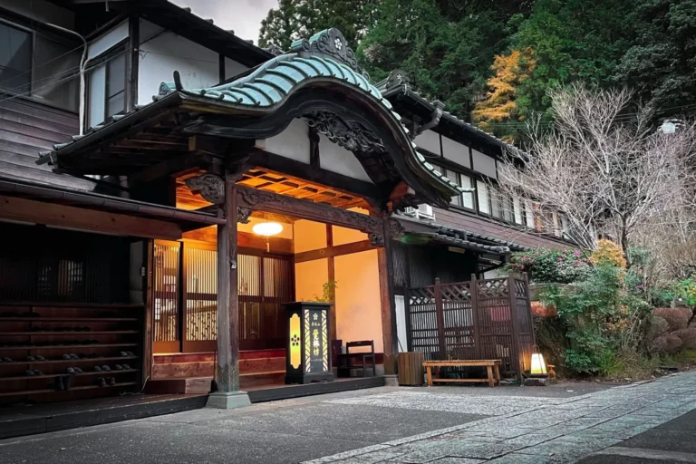Kakurinbo, a temple lodging with 550 years of history