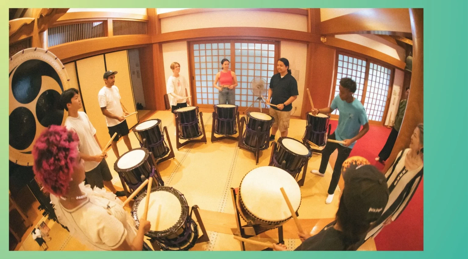 Group-based corporate team building “Don-Hi Game,” a participatory taiko drum activity where teams compete and collaborate